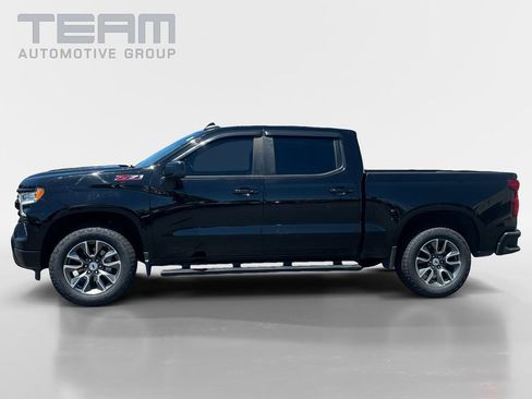 Used 2023 Chevrolet Silverado 1500 RST AWD/4WD image 4