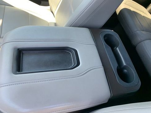 Certified 2022 Chevrolet Silverado 1500 LTZ AWD/4WD image 26