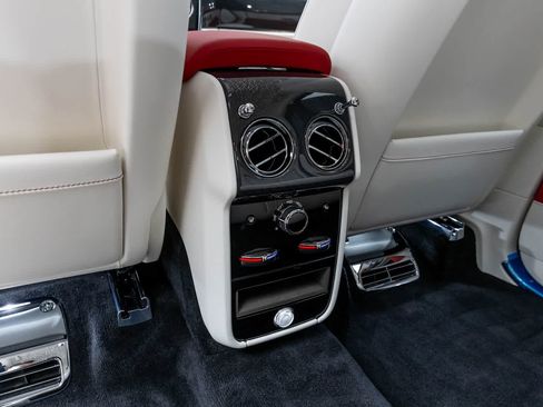 New 2027 Rolls-Royce Cullinan Black Badge AWD/4WD image 46