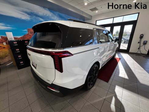 New 2026 Kia Carnival SX Prestige image 4