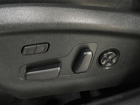Used 2020 Kia Sorento SX FWD image 17
