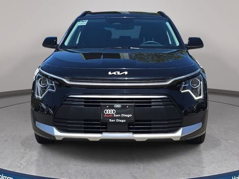 Used 2023 Kia Niro EX FWD image 3