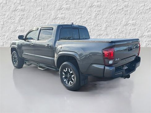 Used 2020 Toyota Tacoma SR image 5