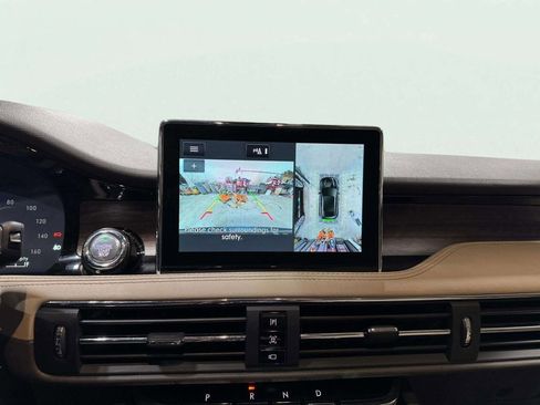 Certified 2022 Lincoln Corsair Reserve w/ Equipment Group 201A image 12