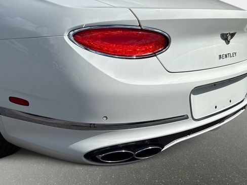 Used 2020 Bentley Continental GT V8 image 16