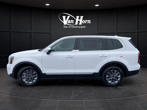 New 2025 Kia Telluride LX image 11