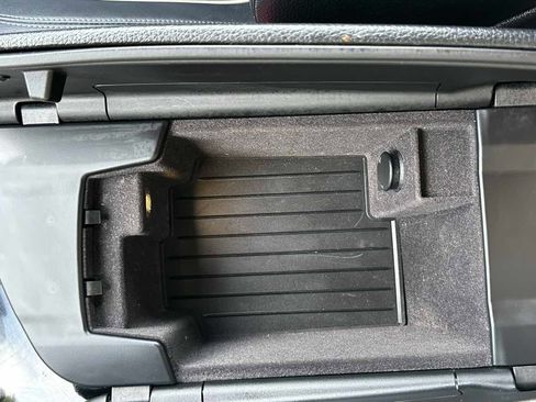 Used 2018 BMW 540i xDrive image 35