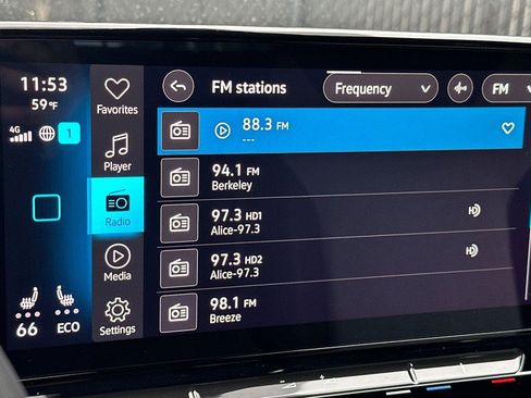 Used 2023 Volkswagen ID.4 2WD image 17