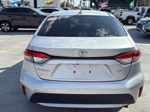 Used 2021 Toyota Corolla LE FWD image 11