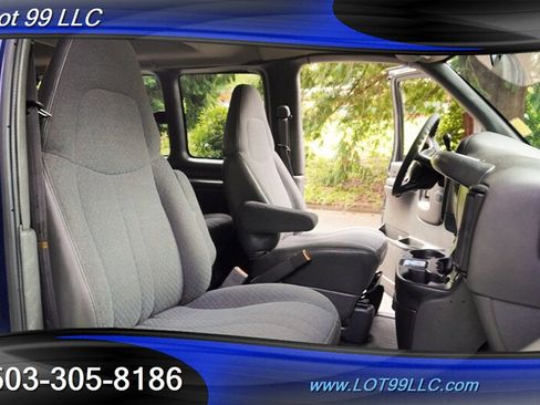 Used 2001 Chevrolet Express 3500 Extended Passenger w/ Convenience Pkg RWD image 17