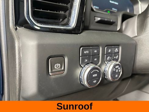 Used 2023 GMC Sierra 1500 Denali Ultimate AWD/4WD image 8