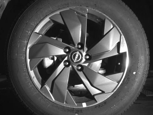 Used 2025 Nissan Rogue SV FWD image 12