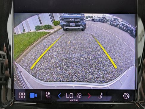 Certified 2022 Volvo XC60 B6 Inscription w/ Advanced Package image 21