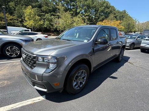 New 2025 Ford Maverick XLT w/ XLT Luxury Package image 2