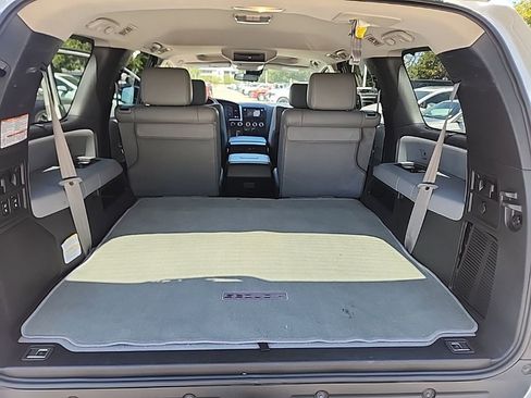 Used 2019 Toyota Sequoia Platinum AWD/4WD image 12