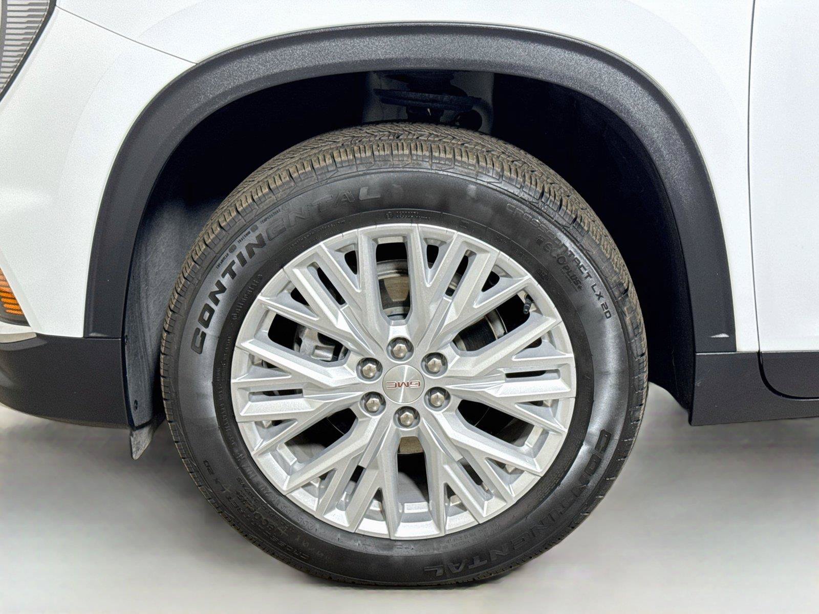 Used 2026 GMC Acadia Elevation w/ Elevation Premium Package FWD image 31