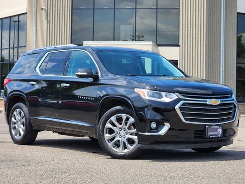 Used 2018 Chevrolet Traverse Premier AWD/4WD image 33