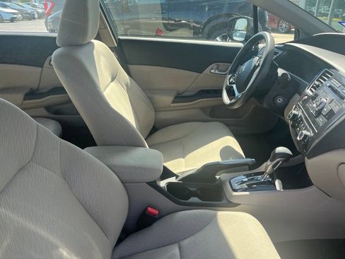Used 2013 Honda Civic LX image 4