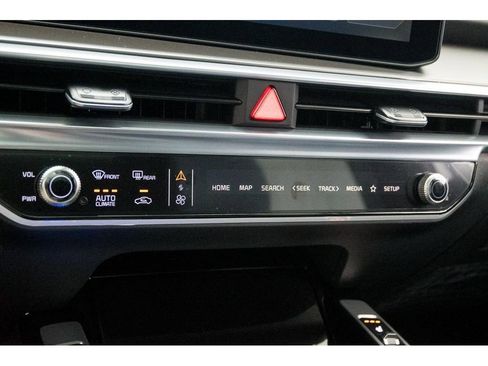 New 2025 Kia Sorento SX Prestige image 31