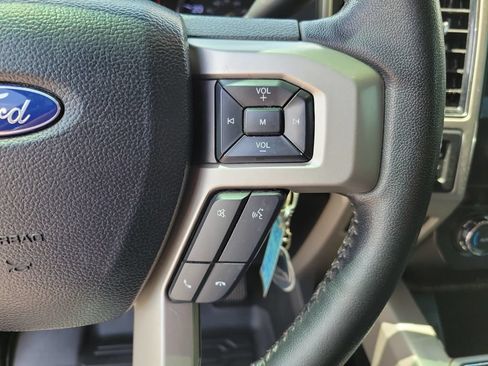 Used 2020 Ford F250 Lariat AWD/4WD image 28