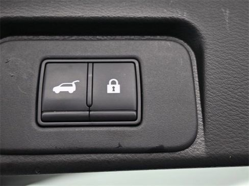 Used 2021 Nissan Rogue SL image 29