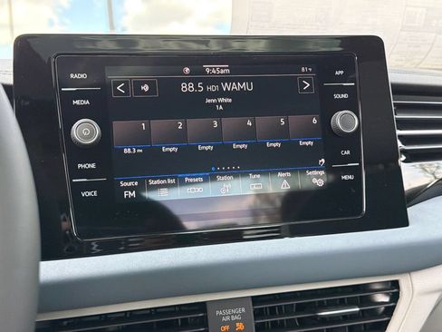 New 2026 Volkswagen Jetta SE FWD image 19