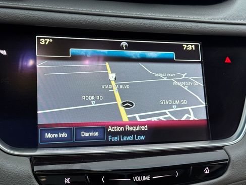 Used 2017 Cadillac XT5 Luxury image 21