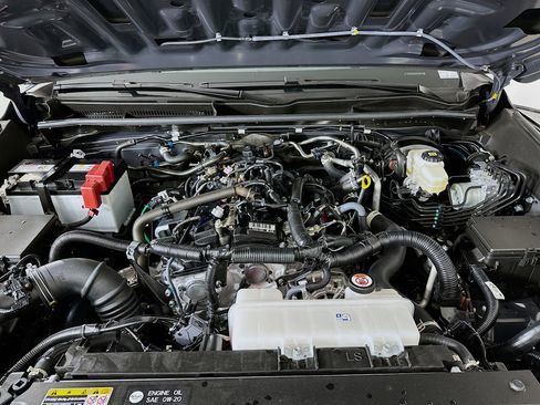 Used 2025 Toyota 4Runner TRD Off-Road image 30