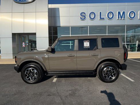 Certified 2025 Ford Bronco Outer Banks image 9