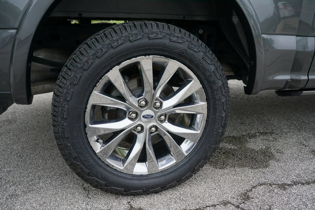 Used 2020 Ford F150 Platinum w/ Equipment Group 701A Luxury AWD/4WD image 5