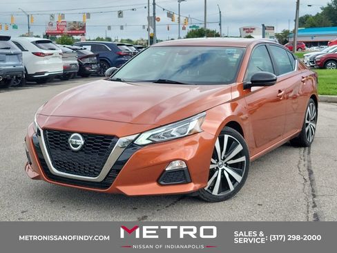 Used 2021 Nissan Altima 2.0 SR FWD image 1