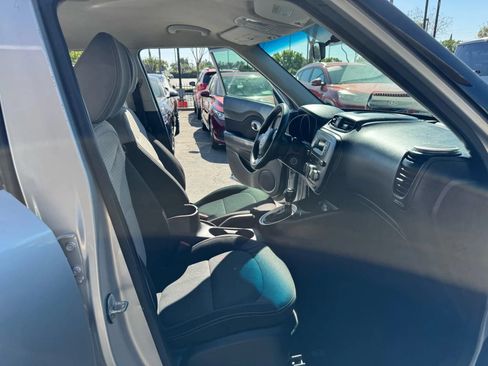 Used 2016 Kia Soul FWD image 11