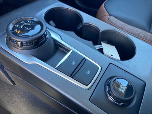 New 2025 Ford Bronco Sport Outer Banks w/ Outer Banks Tech Package+ image 16