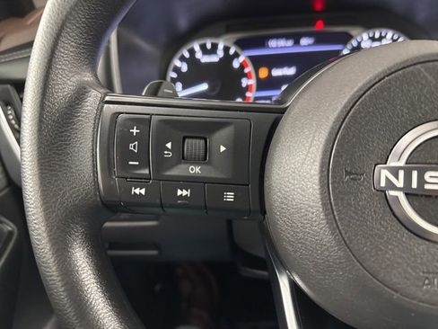 Used 2023 Nissan Rogue S FWD image 25