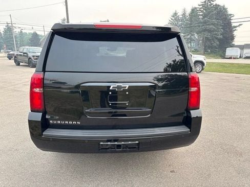 Used 2018 Chevrolet Suburban LT AWD/4WD image 14
