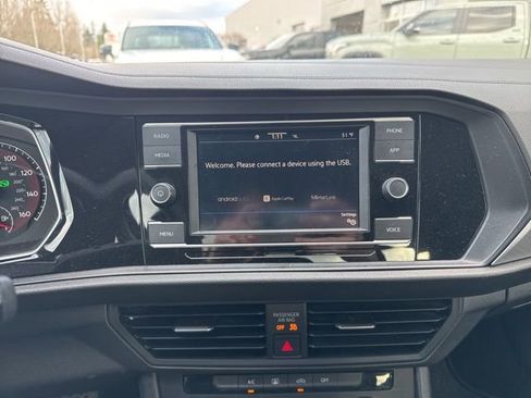 Used 2021 Volkswagen Jetta S w/ Driver Assistance Package image 4