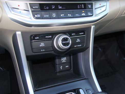 Used 2015 Honda Accord EX-L image 17