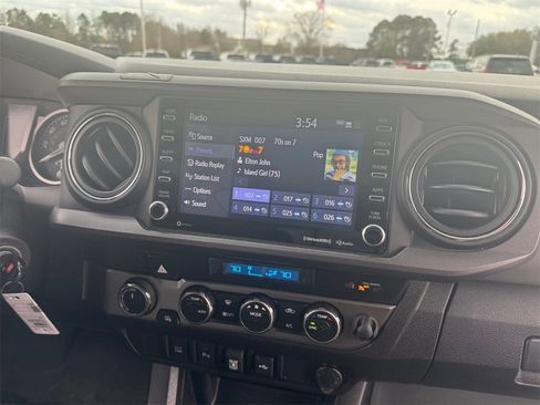 Used 2021 Toyota Tacoma SR5 image 17