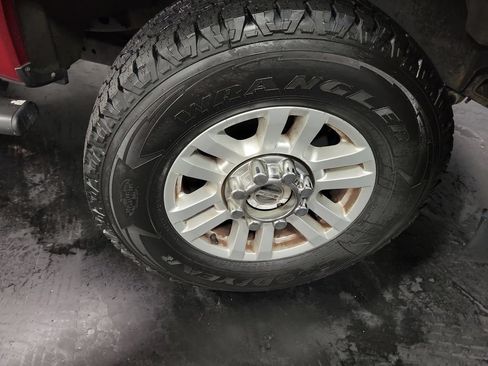 Used 2019 Ford F250 XLT w/ XLT Value Package AWD/4WD image 11