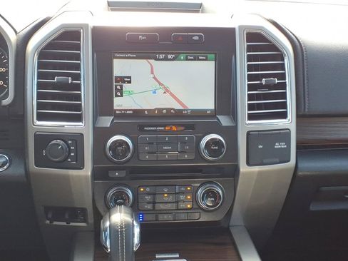 Used 2015 Ford F150 Lariat w/ Equipment Group 502A Luxury AWD/4WD image 13