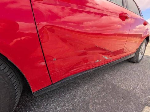 Used 2014 Ford Focus SE w/ SE Winter Package FWD image 47
