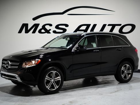Used 2016 Mercedes-Benz GLC 300 4MATIC image 4