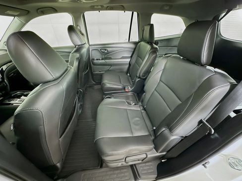 Used 2021 Honda Pilot Elite image 29