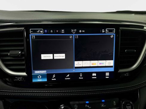 New 2026 Chrysler Pacifica Select FWD image 18
