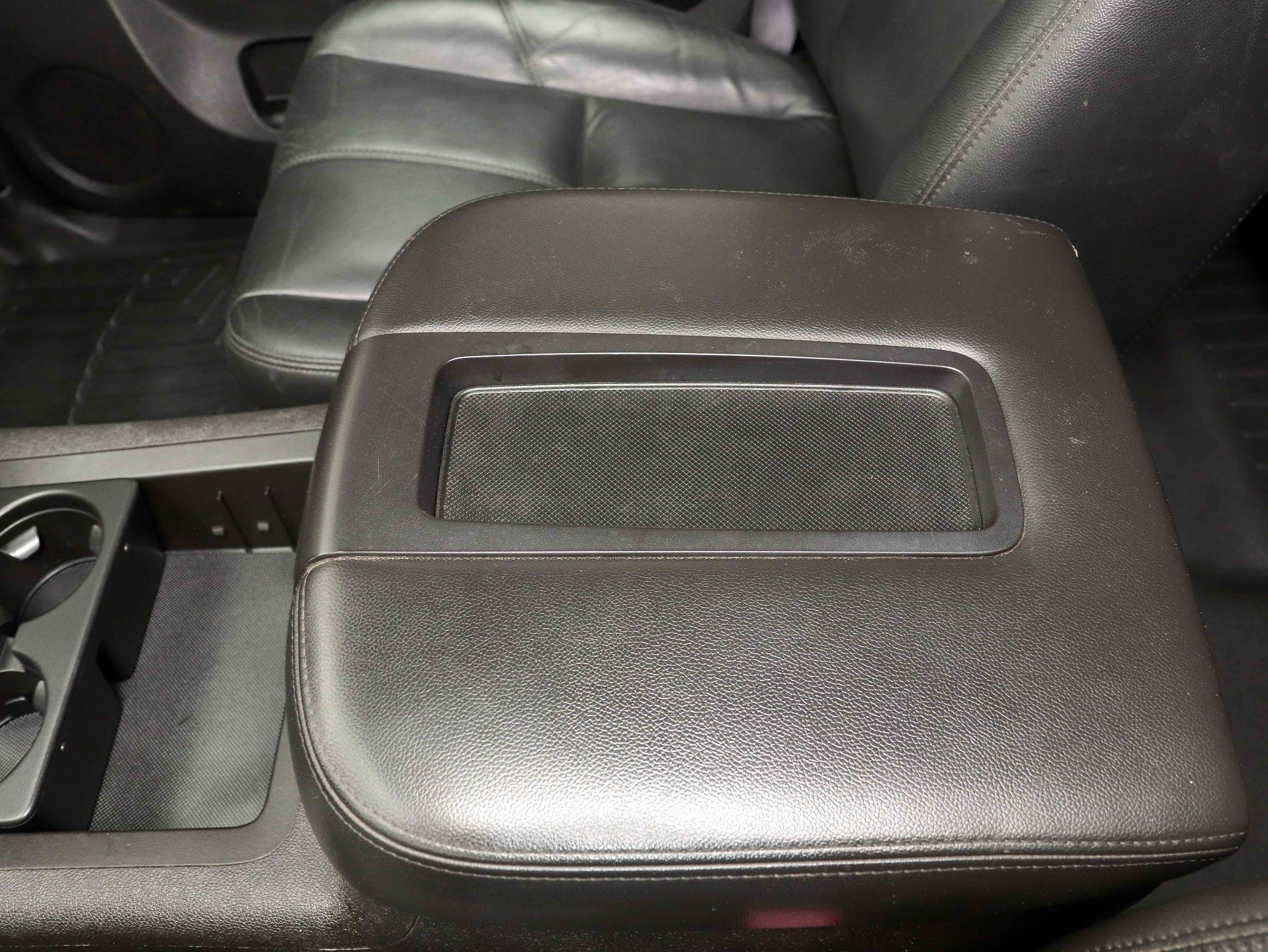 Used 2012 Chevrolet Silverado 3500 LTZ w/ Snow Plow Prep Package AWD/4WD image 19