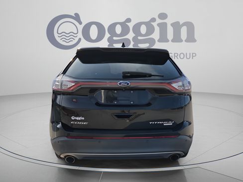 Used 2018 Ford Edge Titanium w/ Ford Safe & Smart Package FWD image 4