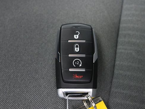 Used 2022 RAM 1500 Big Horn image 31