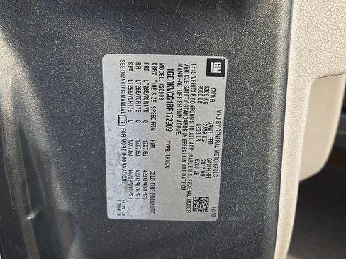 Used 2011 Chevrolet Silverado 2500 W/T w/ Snow Plow Prep Package image 24