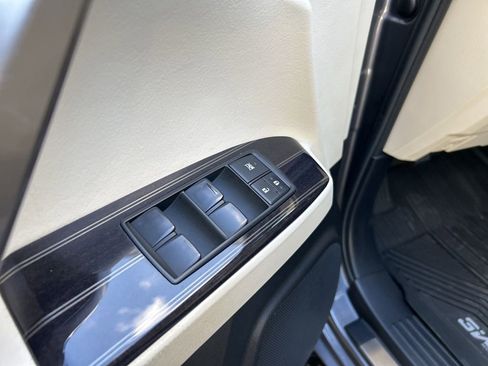 Used 2021 Lexus GX 460 Premium image 46