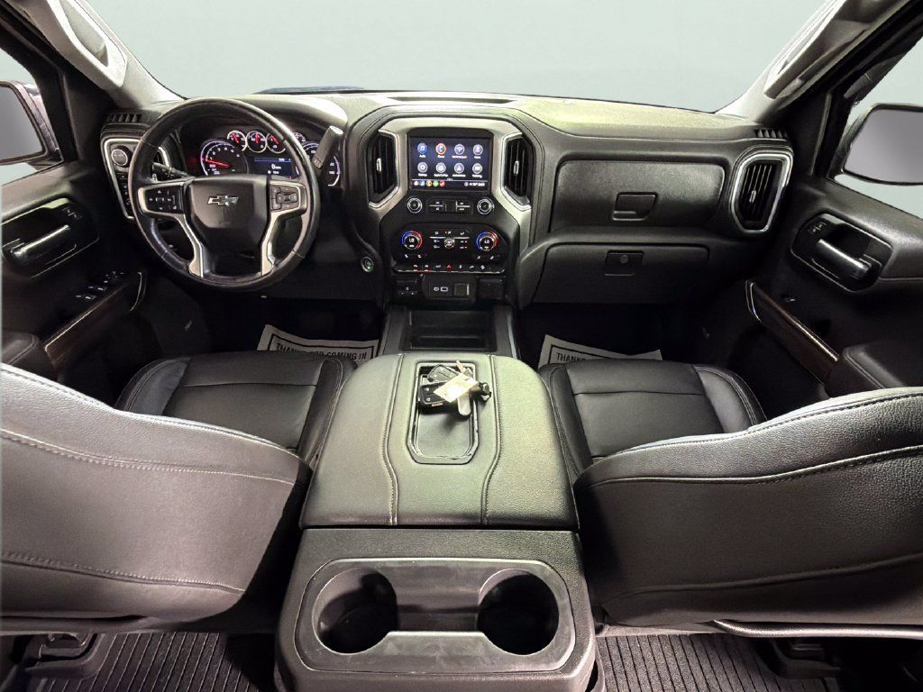 Used 2020 Chevrolet Silverado 1500 RST AWD/4WD image 32